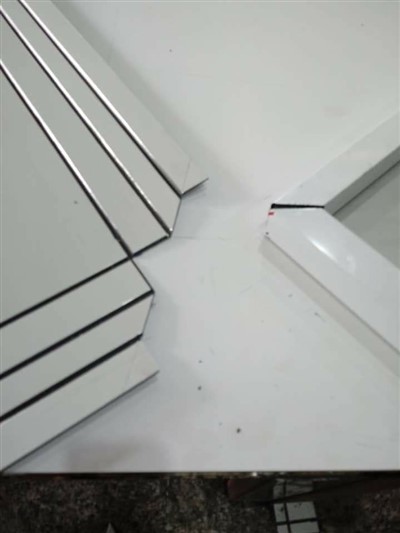 Sijajna aluminijasta kompozitna plošča za signalizacijo